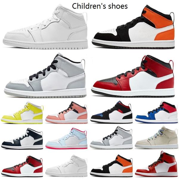 2021 classic children's shoes basketball 1s kids boys girls sports toddler sneakers trainers jogging size 22-35
2021 classic children's shoes basketball 1s kids boys girls sports toddler sneakers trainers jogging size 22-35