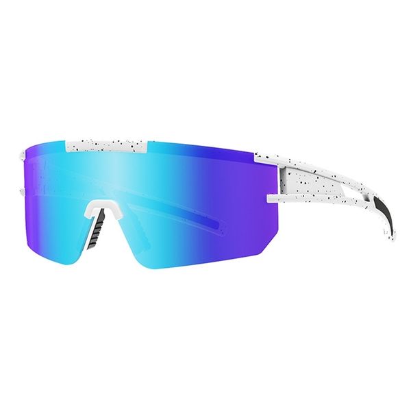 32021 new tr90 summer cycling glasses big frame polarized outdoor sports fashion sunglasses1
32021 new tr90 summer cycling glasses big frame polarized outdoor sports fashion sunglasses1