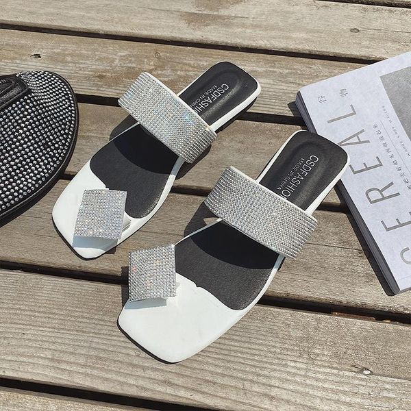 slippers ladies 2021 artificial pu fish mouth explosion style low heel women's shoes rhinestone sandals1, Black
slippers ladies 2021 artificial pu fish mouth explosion style low heel women's shoes rhinestone sandals1, Black