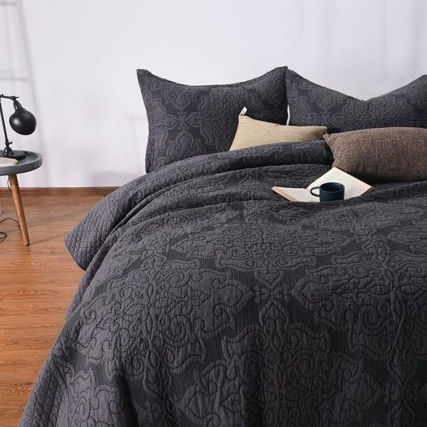 comforters & sets embroidered bedspread quilt set 3pcs solid bedding cotton quilts quilted bed covers king queen size coverlet quality blank
comforters & sets embroidered bedspread quilt set 3pcs solid bedding cotton quilts quilted bed covers king queen size coverlet quality blank