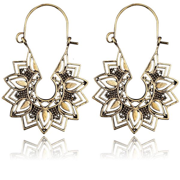 ear hook bohemian national style alloy earrings flower basket buckle ear accessories, Silver
ear hook bohemian national style alloy earrings flower basket buckle ear accessories, Silver