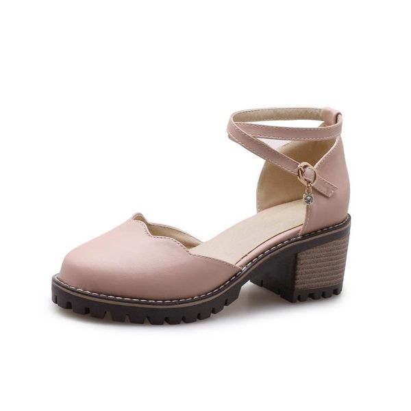 spring and summer models comfortable thick with square cross buckle belt 40-43 female students sandals tide 1849, Black
spring and summer models comfortable thick with square cross buckle belt 40-43 female students sandals tide 1849, Black