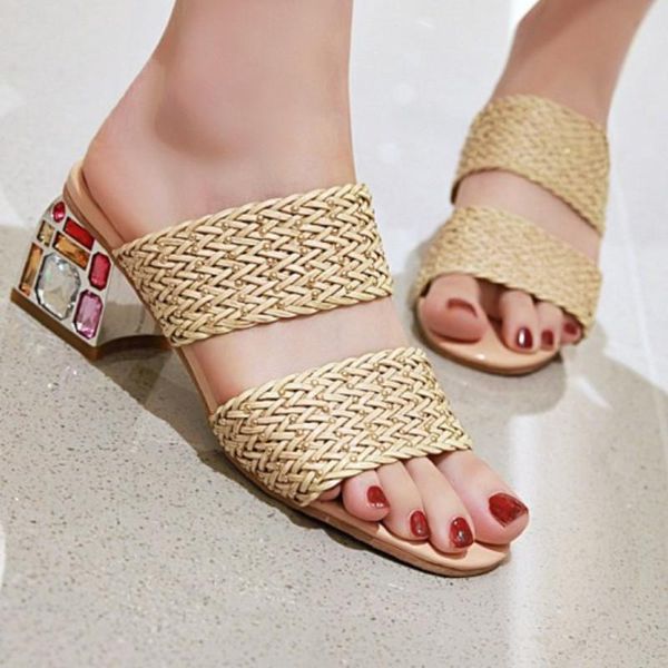 slippers fanyuan slipper size 33-46 summer shoes woman fashion elegant women comfortable pu leather mules white, Black
slippers fanyuan slipper size 33-46 summer shoes woman fashion elegant women comfortable pu leather mules white, Black