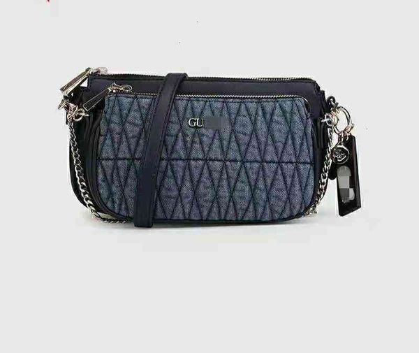 2021 new gues bag embroidered dumpling mother women's single shoulder diagonal span pendant
2021 new gues bag embroidered dumpling mother women's single shoulder diagonal span pendant