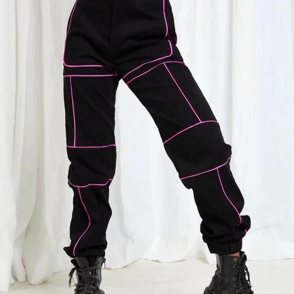 women's pants & capris fashion women ins in europe and the reflective design stitching overalls beam foot female fall 2021 easing leisu, Black;white
women's pants & capris fashion women ins in europe and the reflective design stitching overalls beam foot female fall 2021 easing leisu, Black;white