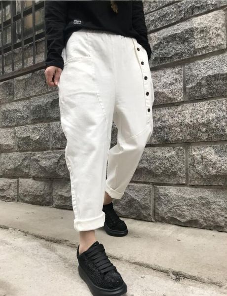 women's pants & capris 2021 summer arts style women elastic waist loose black all-matched casual cotton harem plus size, Black;white
women's pants & capris 2021 summer arts style women elastic waist loose black all-matched casual cotton harem plus size, Black;white