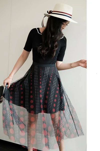 ladies skirt quality women's summer suit ladies black knitted +polka dot print high waist mid-calf skirt set casual, White
ladies skirt quality women's summer suit ladies black knitted +polka dot print high waist mid-calf skirt set casual, White
