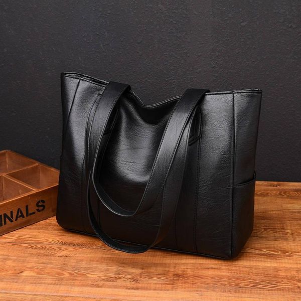 evening bags 2021 women handbags casual female shoulder ladies luxury designer large capacity multifunction handle bag high quality
evening bags 2021 women handbags casual female shoulder ladies luxury designer large capacity multifunction handle bag high quality