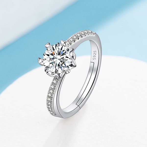 snowflake six claw imitation mosang diamond ring for women, Black 
snowflake six claw imitation mosang diamond ring for women, Black