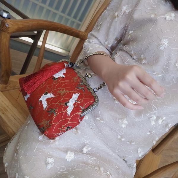evening bags chinese style vintage red blue tassel small shoulder dress party wedding
evening bags chinese style vintage red blue tassel small shoulder dress party wedding