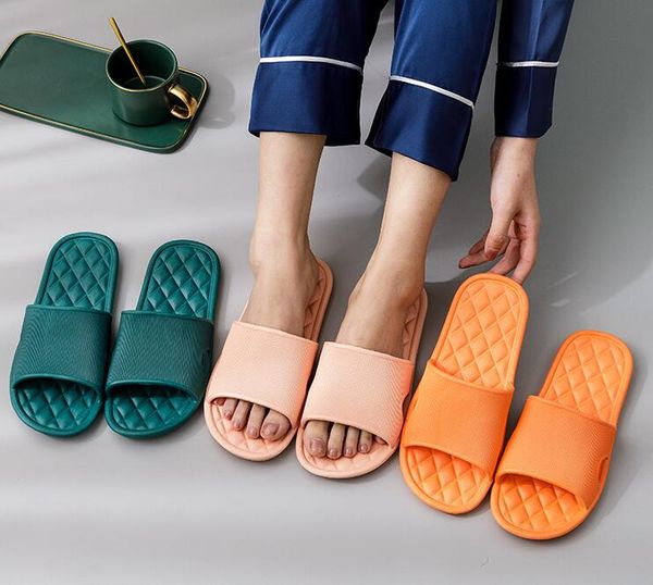 beach slippers summer designer women shoes coarser heel flops 100% patent leather lady half slipper metal luxury high heeled sandals, Black
beach slippers summer designer women shoes coarser heel flops 100% patent leather lady half slipper metal luxury high heeled sandals, Black