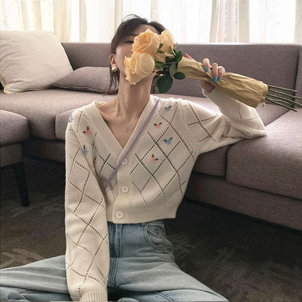 women's sweaters hoodies long sleeve knitted sweater spring and autumn foreign style with gentle short cardigan mu5i, White;black
women's sweaters hoodies long sleeve knitted sweater spring and autumn foreign style with gentle short cardigan mu5i, White;black