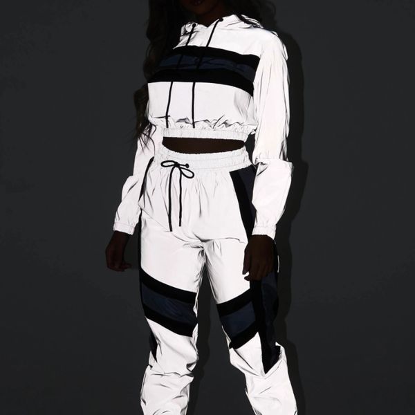women's tracksuits 2 piece set reflection crop and fashion female loose long sleeve hoodies jogger pants sets femme 201008, White
women's tracksuits 2 piece set reflection crop and fashion female loose long sleeve hoodies jogger pants sets femme 201008, White