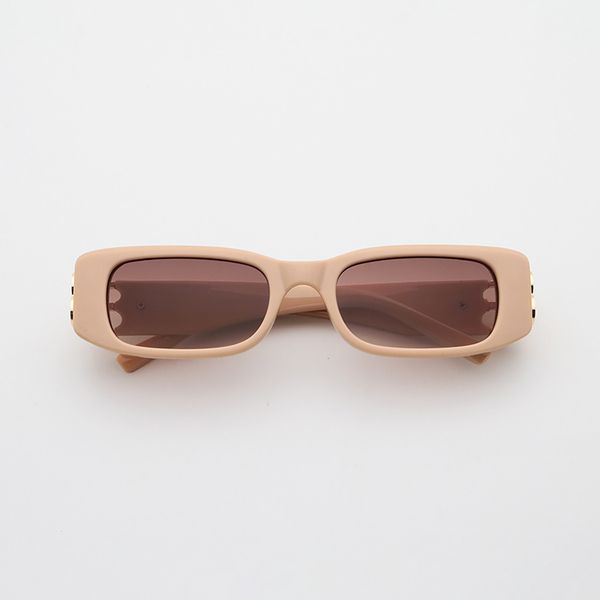 wholesale paris show style summer luxury designer design sunglasses man and women fashion glasses high quality, White;black
wholesale paris show style summer luxury designer design sunglasses man and women fashion glasses high quality, White;black
