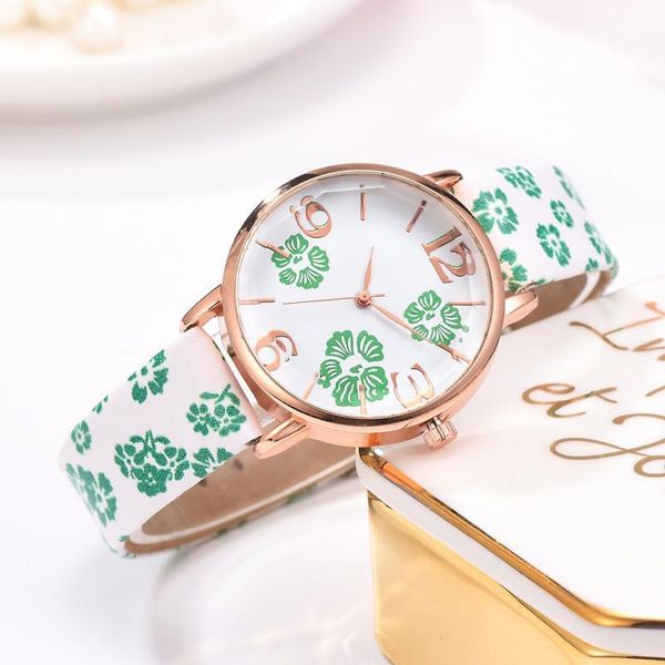luxury women watch leather band quartz wristwatch ladies watches female clock fashion design woman elegant flowers wristwatches, Slivery;brown
luxury women watch leather band quartz wristwatch ladies watches female clock fashion design woman elegant flowers wristwatches, Slivery;brown
