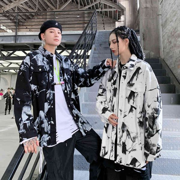 men's jackets original high street gradient denim for men and women loose tie dye graffiti jeans oversize lapel washed jean coat, Black;brown 
men's jackets original high street gradient denim for men and women loose tie dye graffiti jeans oversize lapel washed jean coat, Black;brown