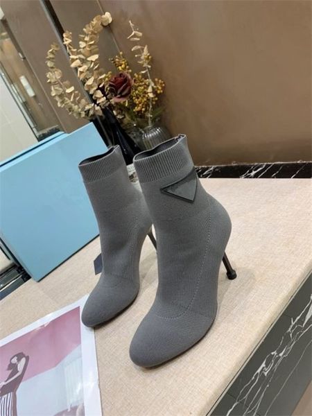 winter fashion women pointed toe ankle boots so kate booty lace gloss version lady booties high heels combat booties, Black
winter fashion women pointed toe ankle boots so kate booty lace gloss version lady booties high heels combat booties, Black