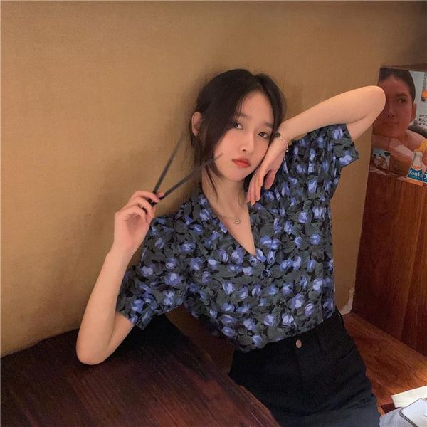women's blouses & shirts korean 2021 summer minimalist blouse shirt elegant vintage floral printed sweety v-neck puff sleeve organza sh, White
women's blouses & shirts korean 2021 summer minimalist blouse shirt elegant vintage floral printed sweety v-neck puff sleeve organza sh, White