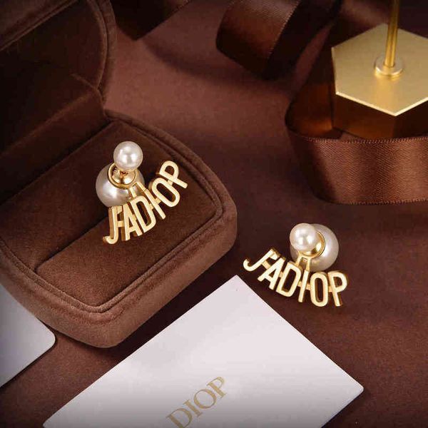 new pearl earrings, Golden