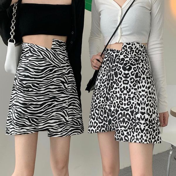 half-length skirt women fashion leopard print spring 2021 irregular high waist bag hip a-line mini skirts, Black
half-length skirt women fashion leopard print spring 2021 irregular high waist bag hip a-line mini skirts, Black