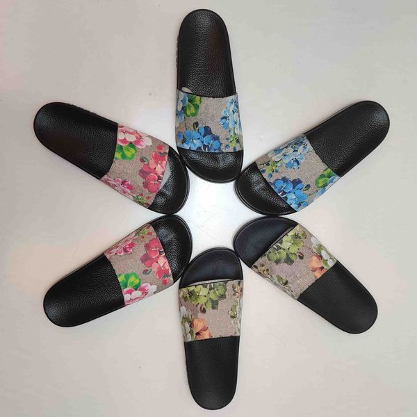 designer men women sandals slipper with correct flower box dust bag shoes print slide summer wide flat sandal slippers, Black
designer men women sandals slipper with correct flower box dust bag shoes print slide summer wide flat sandal slippers, Black