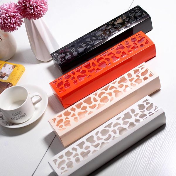 gift wrap 5pcs high-grade european hollow starry macarons packaging box cookie chocolate candy kitchen baking tools
gift wrap 5pcs high-grade european hollow starry macarons packaging box cookie chocolate candy kitchen baking tools