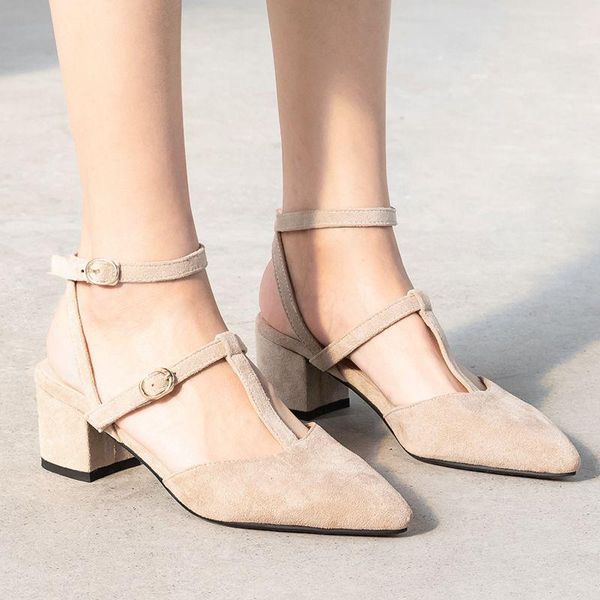 dress shoes agodor 2021 fashion women t-strap pumps pointed toe high square heel slingback for ladies szie 34-43, Black
dress shoes agodor 2021 fashion women t-strap pumps pointed toe high square heel slingback for ladies szie 34-43, Black