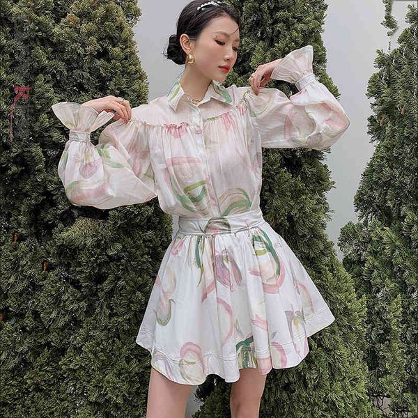 women lapel long flare sleeve shirt printed flowert with short skirt set fit lady fashion summer 2h093 210507, White
women lapel long flare sleeve shirt printed flowert with short skirt set fit lady fashion summer 2h093 210507, White