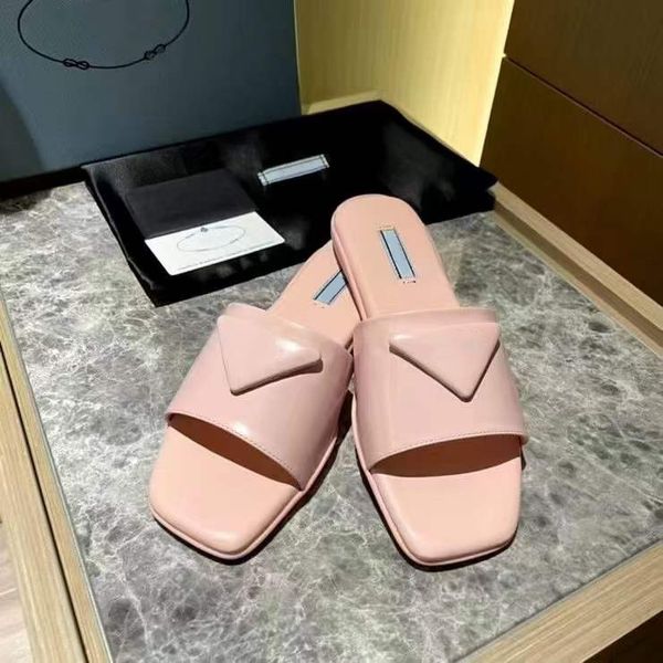 high-quality fashionable women's flat slippers, designer, triangle buckle series, comfortable and wear-resistant,, Black
high-quality fashionable women's flat slippers, designer, triangle buckle series, comfortable and wear-resistant,, Black
