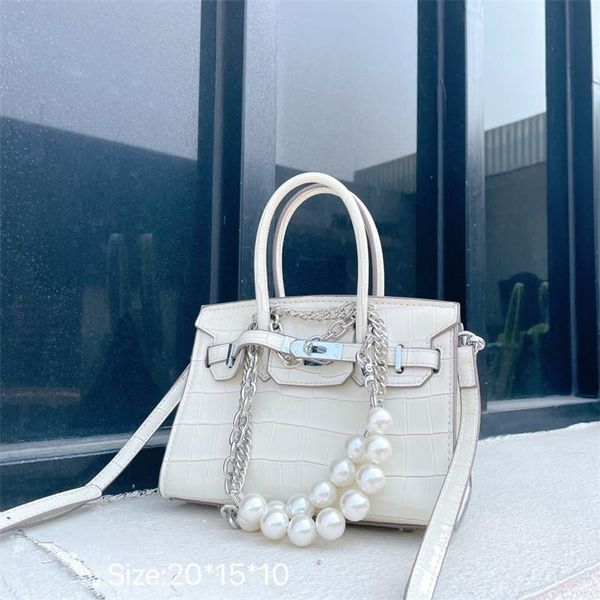 evening bags product recommendationfashionable leather handbag trendy wild pure color large-capacity platinum bag
evening bags product recommendationfashionable leather handbag trendy wild pure color large-capacity platinum bag