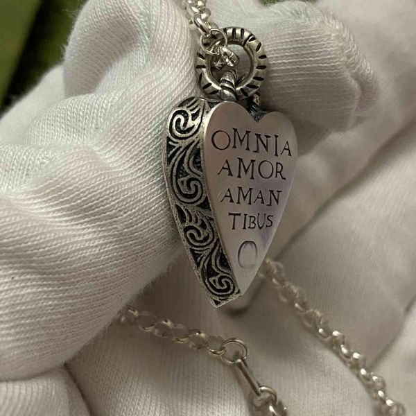 designer women heart necklace s925 silver love letter men's and women's pendant fashion couple's clavicle chain accessories b
designer women heart necklace s925 silver love letter men's and women's pendant fashion couple's clavicle chain accessories b