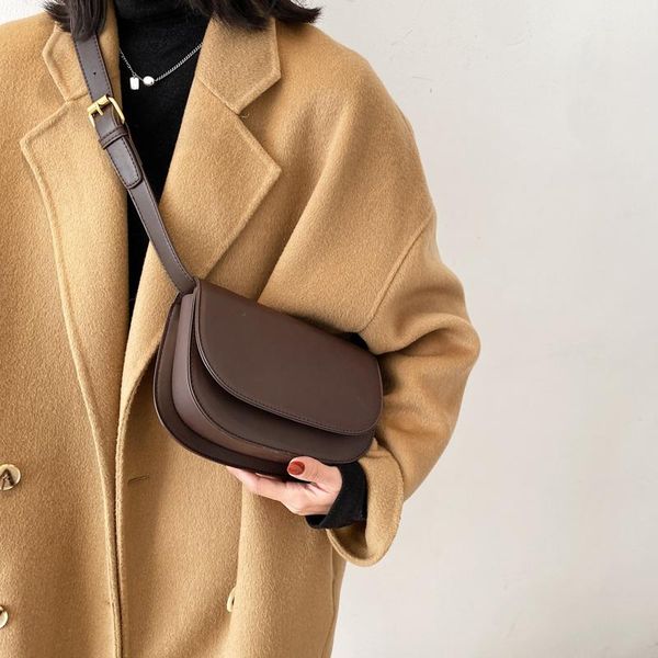 evening bags vintage saddle crossbody for women designer lady shoulder bag luxury pu leather messenger small flap female purses 2021
evening bags vintage saddle crossbody for women designer lady shoulder bag luxury pu leather messenger small flap female purses 2021