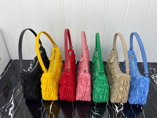 shoulder luxury chain pouch hobo bags handbags purses crossbody bag retro decoration wallet
shoulder luxury chain pouch hobo bags handbags purses crossbody bag retro decoration wallet
