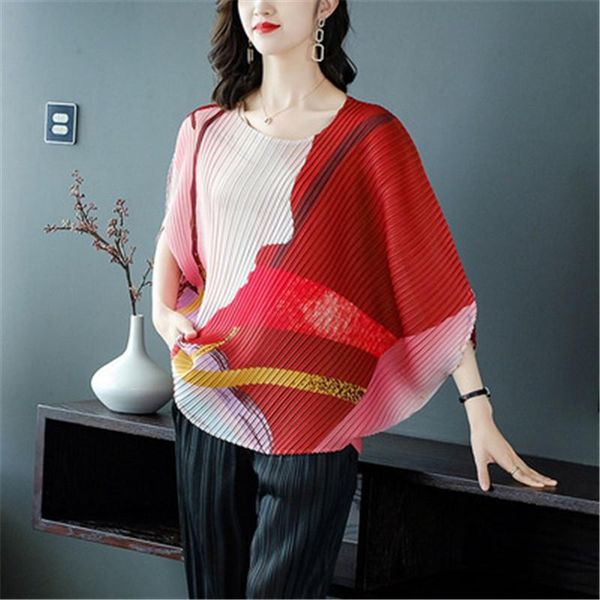 women's t-shirt miyake fold 2021 summer printed female bat sleeve round neck large size fashion short-sleeved all-match, White
women's t-shirt miyake fold 2021 summer printed female bat sleeve round neck large size fashion short-sleeved all-match, White