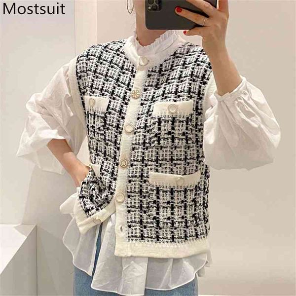 autumn korean vintage elegant tweed women vest single-breasted color-blocked pockets buttons fashion ladies femme 210518, Black;white
autumn korean vintage elegant tweed women vest single-breasted color-blocked pockets buttons fashion ladies femme 210518, Black;white