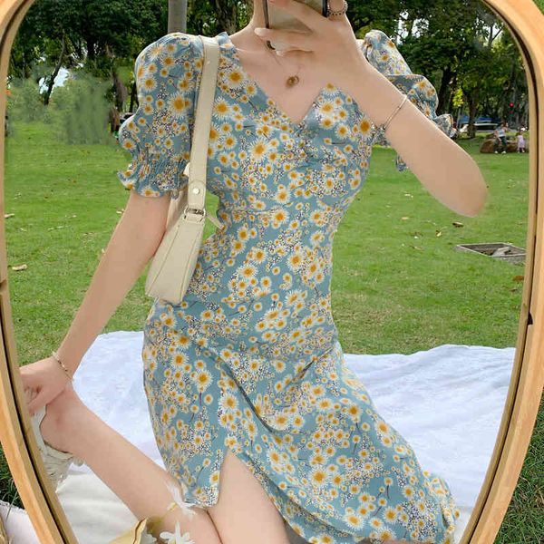 romantic fashion french dresses summer floral long women office lady party vacation birthday v neck puff sleeve dress new, Black;gray
romantic fashion french dresses summer floral long women office lady party vacation birthday v neck puff sleeve dress new, Black;gray