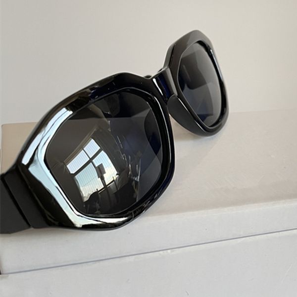 luxury sunglasses for men summer women vintage sun glasses fashion eyeglasses with box and packaging, White;black
luxury sunglasses for men summer women vintage sun glasses fashion eyeglasses with box and packaging, White;black