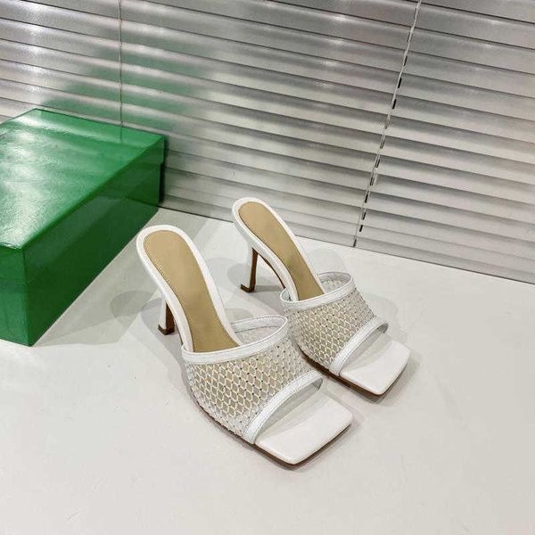 2021 ladies summer slippers, open-toed stilettos suitable for mature women, mesh hollow stilettos 35, Black
2021 ladies summer slippers, open-toed stilettos suitable for mature women, mesh hollow stilettos 35, Black