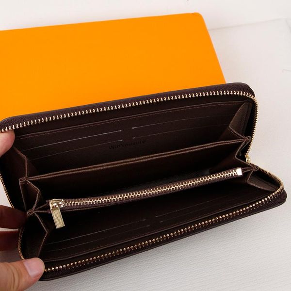 wallets luxury designer long zippy women man wallet genuine leather zipper pocket inside card slots design, Red;black
wallets luxury designer long zippy women man wallet genuine leather zipper pocket inside card slots design, Red;black