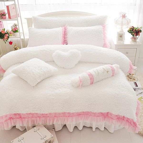 luxury plush shaggy duvet cover set 4/7pcs comforter bedspread bed skirt pillow shams ultra soft velvet fur bedding sets
luxury plush shaggy duvet cover set 4/7pcs comforter bedspread bed skirt pillow shams ultra soft velvet fur bedding sets