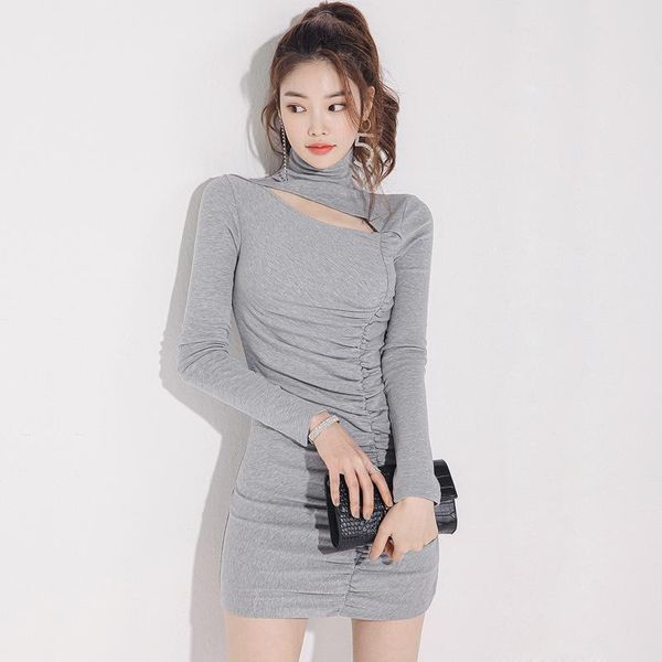 casual dresses nightclub women's wear 2021 winter hollow open chest back temperament slim knit pleated bag hip bottoming dress, Black;gray
casual dresses nightclub women's wear 2021 winter hollow open chest back temperament slim knit pleated bag hip bottoming dress, Black;gray