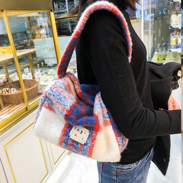 evening bags korean winter faux fur shoulder for women wool japanese plaid ladies baguette bag weekend fashion furry plush handbag 2021
evening bags korean winter faux fur shoulder for women wool japanese plaid ladies baguette bag weekend fashion furry plush handbag 2021