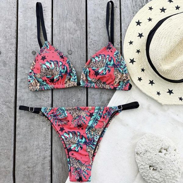 women's swimwear plant print micro bikinis 2021 swimsuit women push up bikini set bathing suit swim brazilian thong biquini, White;black
women's swimwear plant print micro bikinis 2021 swimsuit women push up bikini set bathing suit swim brazilian thong biquini, White;black