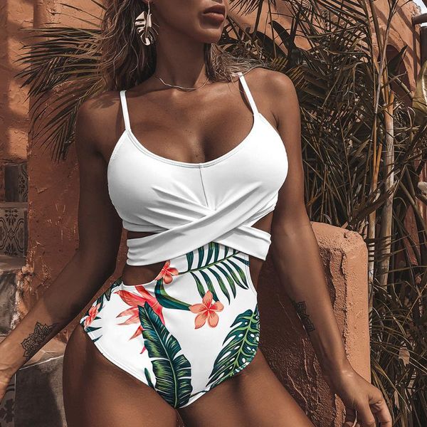women's swimwear 1 pcs bikini 2021 woman plus size monokini push up padded mesh splicing one piece swim suit bathing suits, White;black
women's swimwear 1 pcs bikini 2021 woman plus size monokini push up padded mesh splicing one piece swim suit bathing suits, White;black