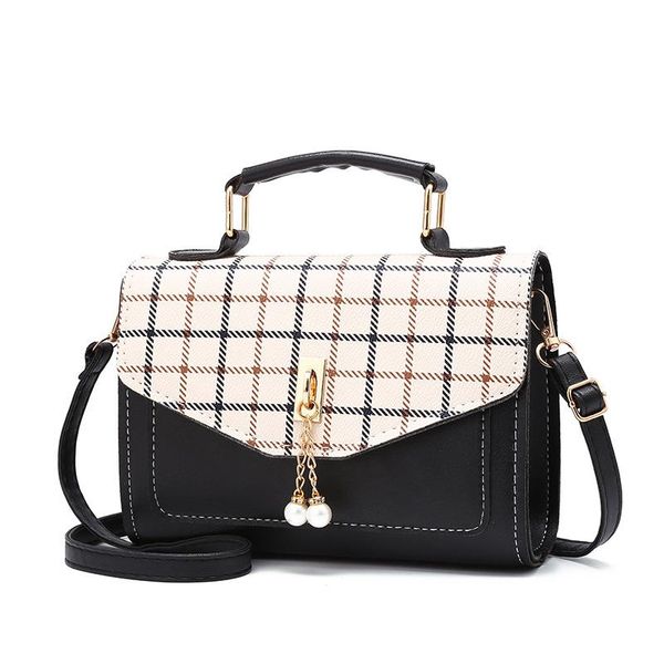 shoulder bags female bag 2021 fashion spring and summer small square beaded casual simple luxury diagonal lady
shoulder bags female bag 2021 fashion spring and summer small square beaded casual simple luxury diagonal lady