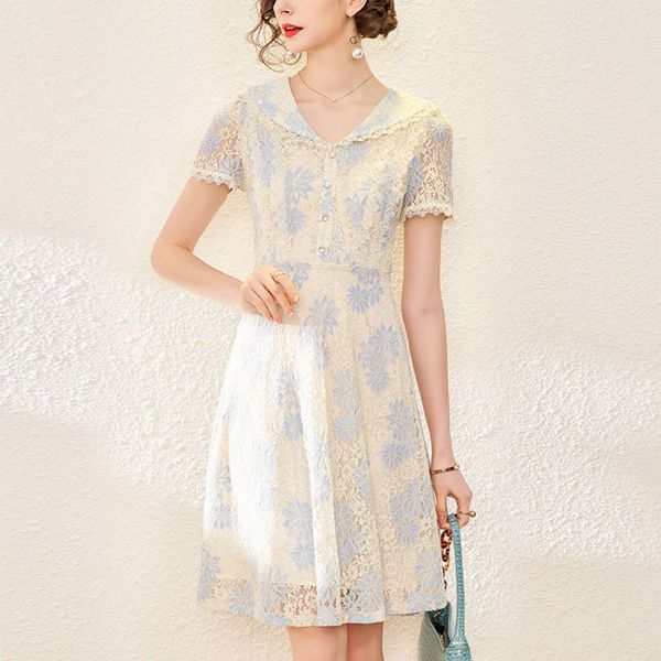 dress dresssummer temperament celebrity v-neck sleeve waist color matching large lace skirt, Black;gray
dress dresssummer temperament celebrity v-neck sleeve waist color matching large lace skirt, Black;gray