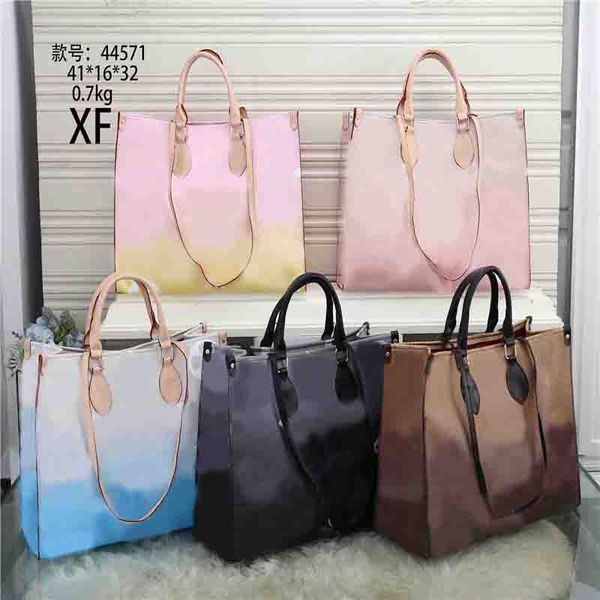 hh luxurys designers bags wholesale 2022 leather handbag classic styles solid color plaid splicing compact and comfortable men's should
hh luxurys designers bags wholesale 2022 leather handbag classic styles solid color plaid splicing compact and comfortable men's should