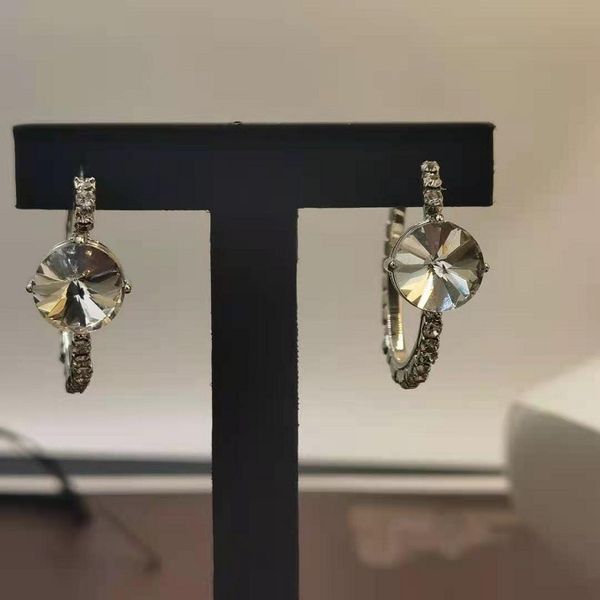 2021 new large ring earrings with diamond earrings, simple and fashionable, personalized earrings, female s925 silver needle, Golden
2021 new large ring earrings with diamond earrings, simple and fashionable, personalized earrings, female s925 silver needle, Golden