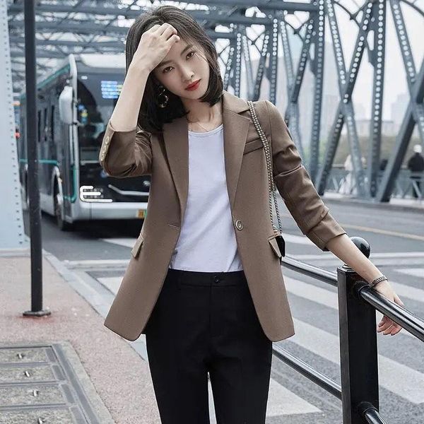 design sense suit coat for women in spring and autumn 2021 women's suits & blazers, White;black
design sense suit coat for women in spring and autumn 2021 women's suits & blazers, White;black
