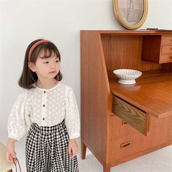 spring summer baby girls jacquard lace shirts children korean style embroidery casual clothes 210615, White;black
spring summer baby girls jacquard lace shirts children korean style embroidery casual clothes 210615, White;black
